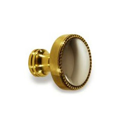  Colonial Bronze 1-1/4_dq_ Cabinet Knob 