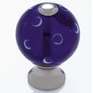  JVJ Hardware 1-3/16_dq_ Dia. Round Glass Knob/Blue Polka Dots 