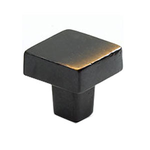  Schaub & Company 1-1/4_dq_ Square Knob 